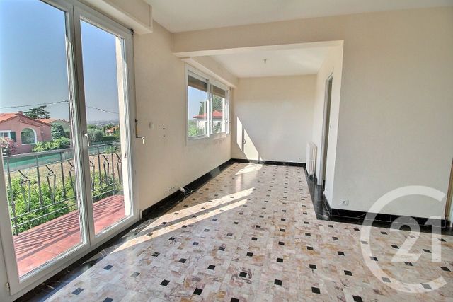 Maison à vendre - 12 pièces - 295 m2 - Cagnes Sur Mer - 06 - PROVENCE-ALPES-COTE-D-AZUR