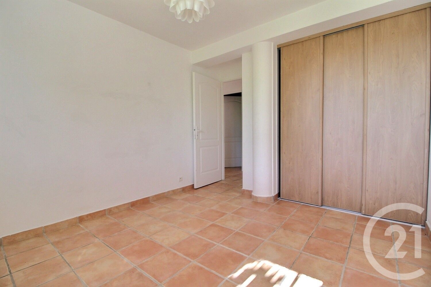 Maison à vendre - 6 pièces - 123 m2 - Biot - 06 - PROVENCE-ALPES-COTE-D-AZUR — 13
