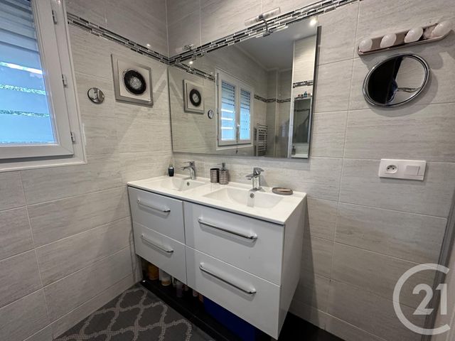 Maison à vendre - 5 pièces - 128,02 m2 - Begles - 33 - AQUITAINE