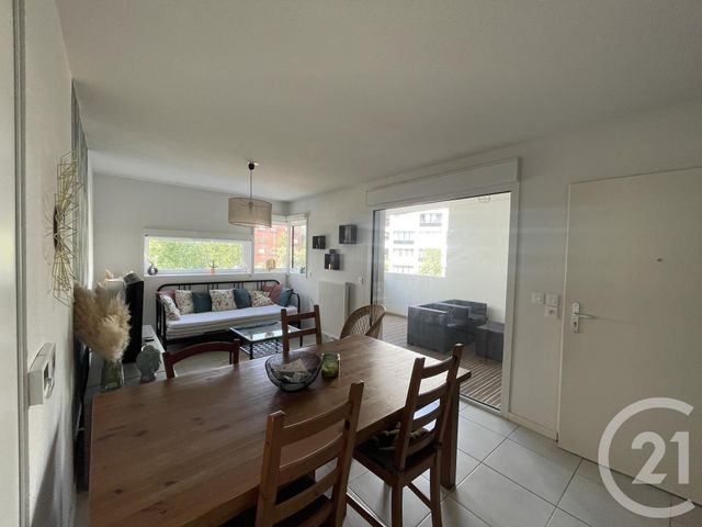 Appartement T2 &agrave; vendre - 2 pi&egrave;ces - 45,92 m2 - Begles - 33 - AQUITAINE