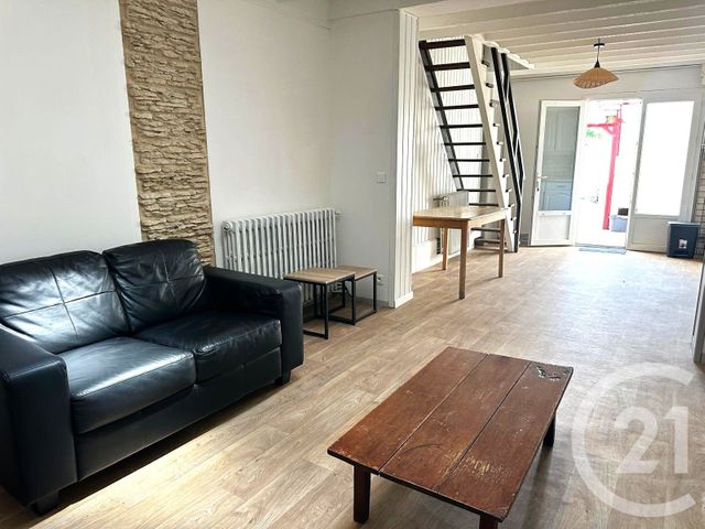 Maison à louer - 2 pièces - 45 m2 - Begles - 33 - AQUITAINE