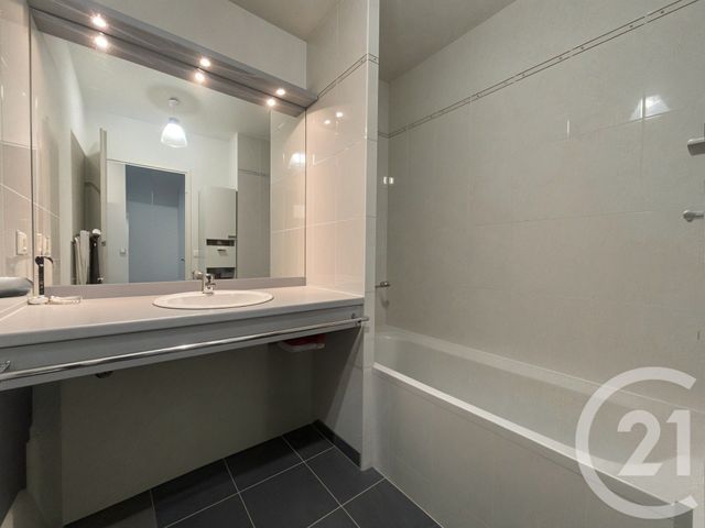 Appartement F2 à vendre - 2 pièces - 41 m2 - Begles - 33 - AQUITAINE