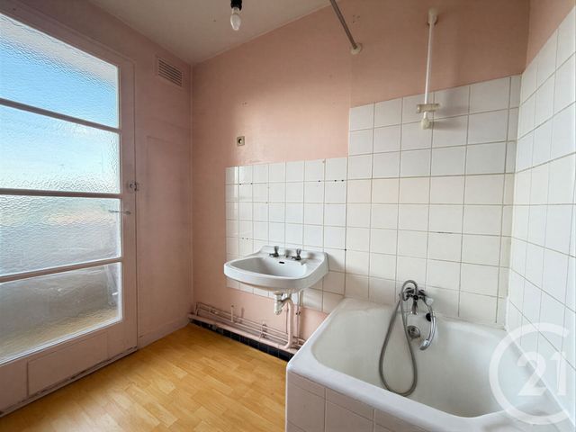 Appartement T3 &agrave; vendre - 3 pi&egrave;ces - 71,68 m2 - Begles - 33 - AQUITAINE