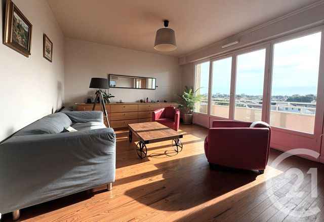 Appartement T3 à vendre - 3 pièces - 72 m2 - Begles - 33 - AQUITAINE