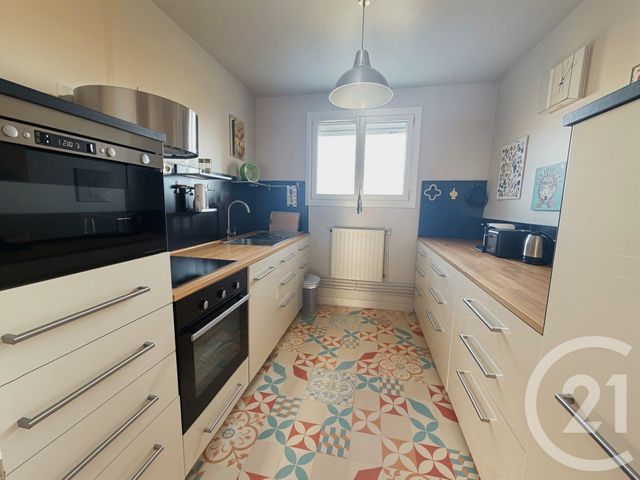 Appartement T3 à vendre - 3 pièces - 72 m2 - Begles - 33 - AQUITAINE