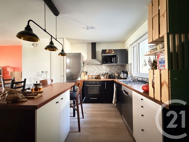 Appartement T3 à vendre - 3 pièces - 64,47 m2 - Begles - 33 - AQUITAINE