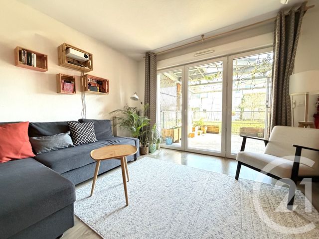 Appartement T3 à vendre - 3 pièces - 64,47 m2 - Begles - 33 - AQUITAINE