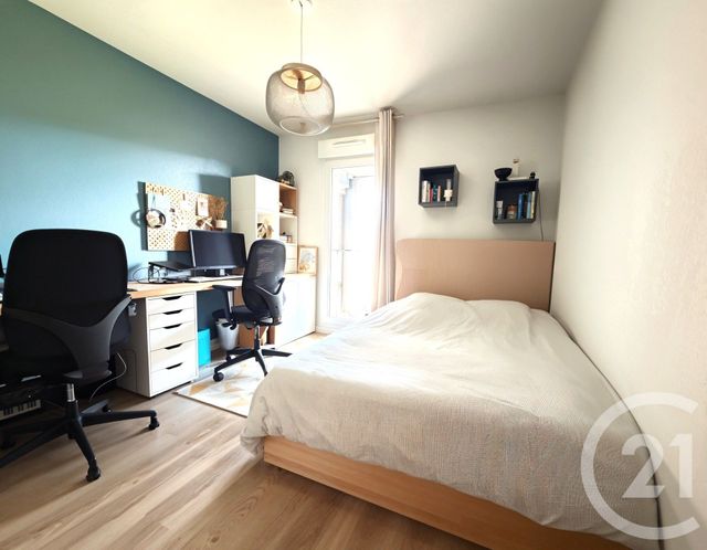 Appartement T3 à vendre - 3 pièces - 64,47 m2 - Begles - 33 - AQUITAINE