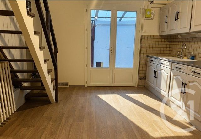 Appartement T2 à louer - 2 pièces - 45 m2 - Begles - 33 - AQUITAINE