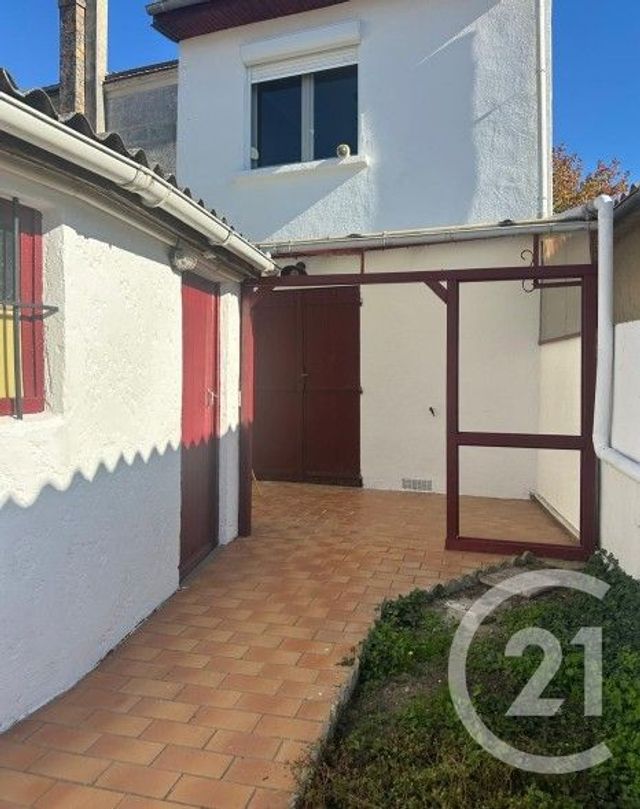 Appartement T2 à louer - 2 pièces - 45 m2 - Begles - 33 - AQUITAINE