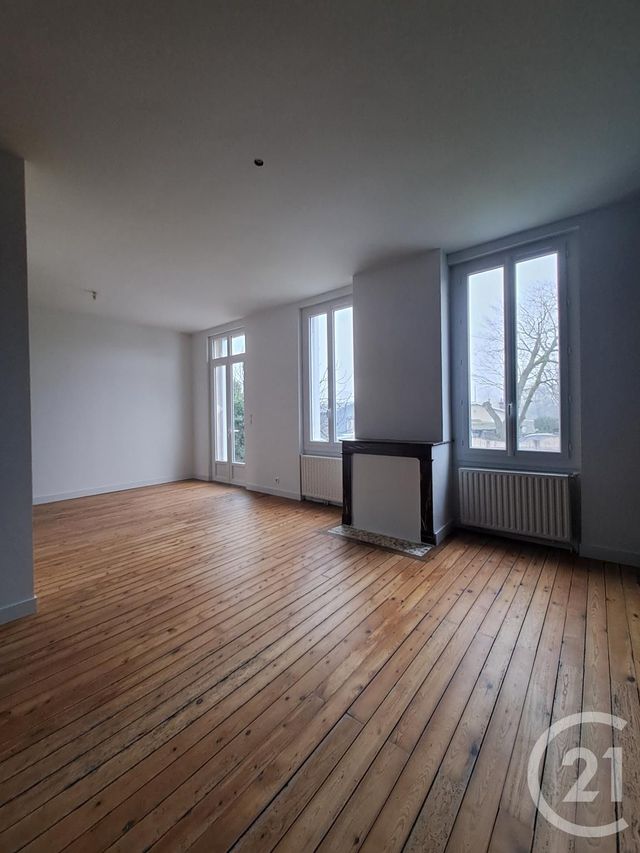 Maison &agrave; louer - 3 pi&egrave;ces - 78,17 m2 - Begles - 33 - AQUITAINE