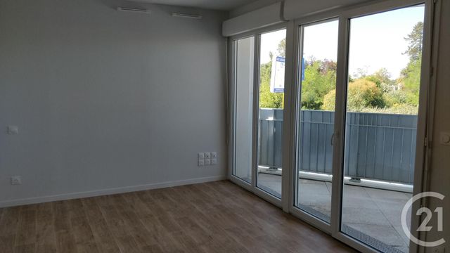 Appartement Studio &agrave; louer - 1 pi&egrave;ce - 29,81 m2 - Villenave D Ornon - 33 - AQUITAINE