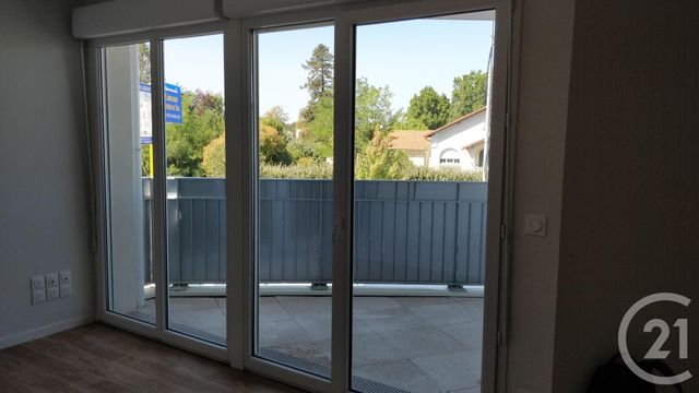 Appartement Studio &agrave; louer - 1 pi&egrave;ce - 29,81 m2 - Villenave D Ornon - 33 - AQUITAINE