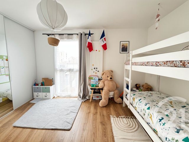 Appartement F3 &agrave; vendre - 3 pi&egrave;ces - 70 m2 - Begles - 33 - AQUITAINE