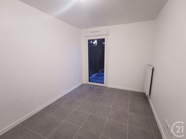 Appartement T3 &agrave; louer - 3 pi&egrave;ces - 65,25 m2 - Begles - 33 - AQUITAINE