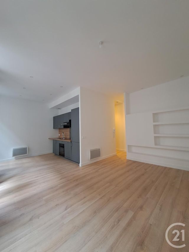 Appartement T3 &agrave; louer - 3 pi&egrave;ces - 65,30 m2 - Bordeaux - 33 - AQUITAINE