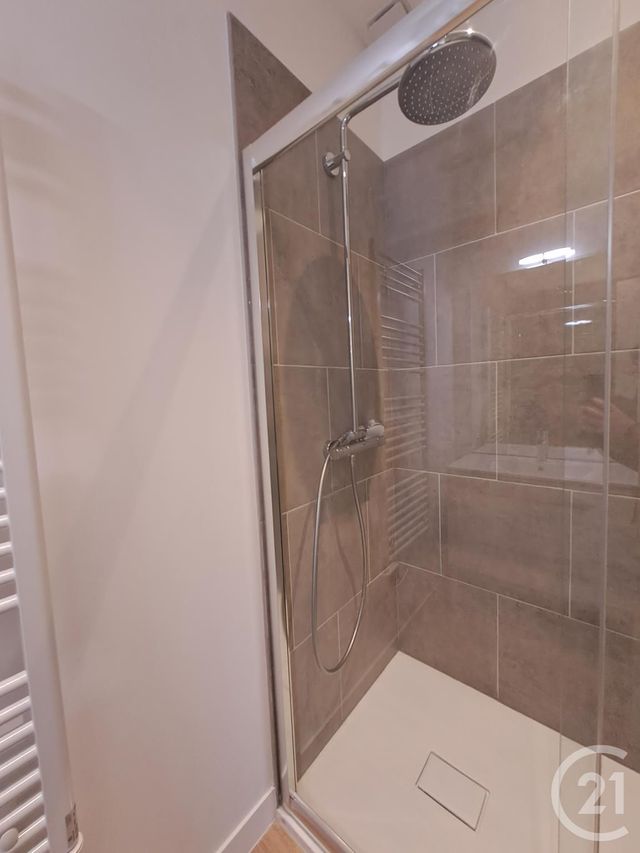 Appartement T3 &agrave; louer - 3 pi&egrave;ces - 66,50 m2 - Bordeaux - 33 - AQUITAINE