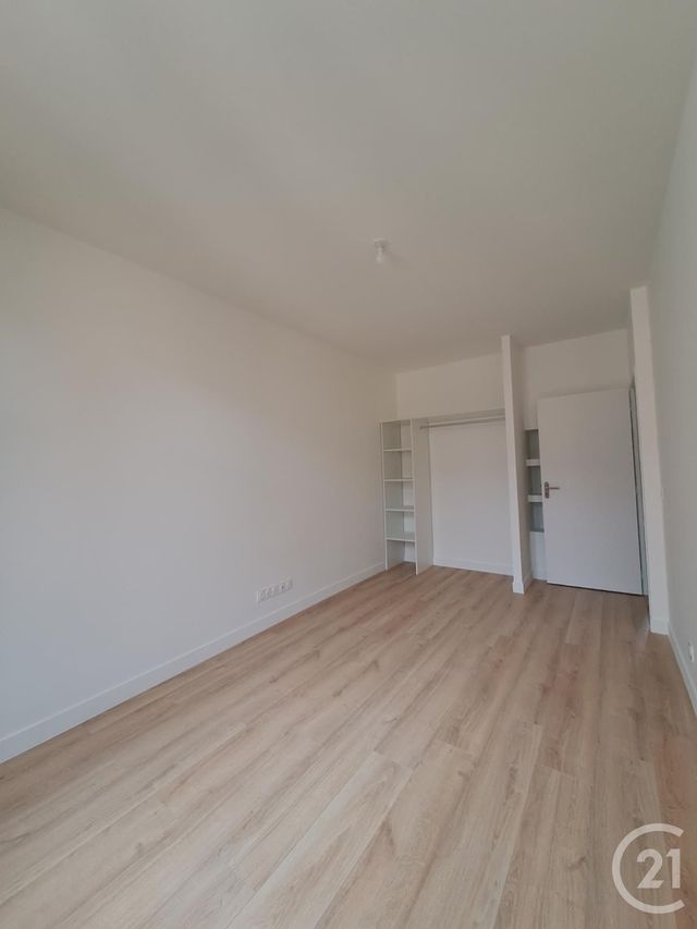 Appartement T3 &agrave; louer - 3 pi&egrave;ces - 66,50 m2 - Bordeaux - 33 - AQUITAINE