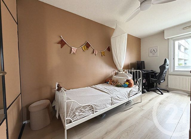 Appartement T3 &agrave; vendre - 3 pi&egrave;ces - 65,75 m2 - Begles - 33 - AQUITAINE