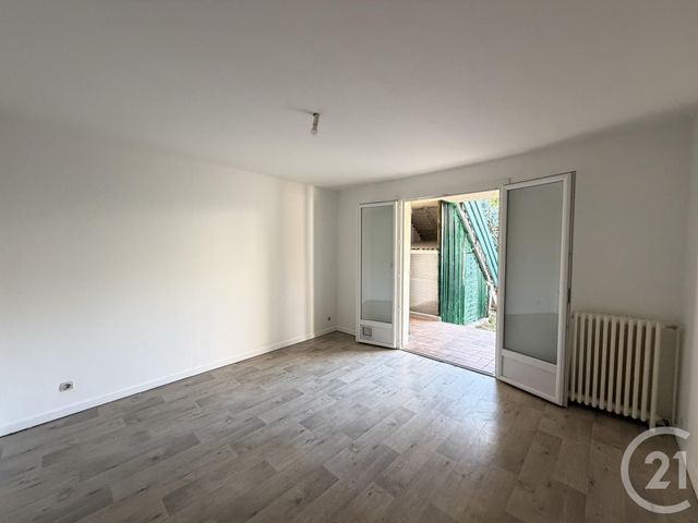 Appartement T3 &agrave; louer - 3 pi&egrave;ces - 75 m2 - Begles - 33 - AQUITAINE
