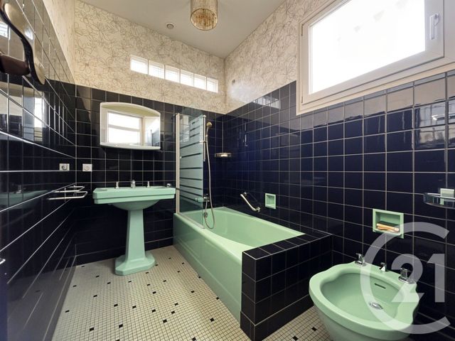 Maison à vendre - 5 pièces - 108 m2 - Begles - 33 - AQUITAINE