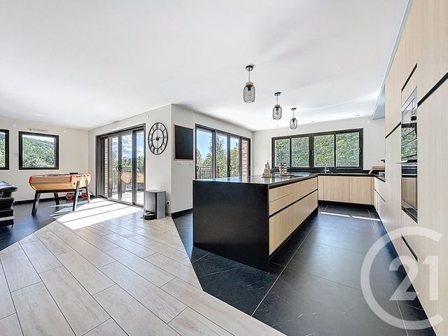 Maison à vendre - 5 pièces - 188,80 m2 - Villers Sur Coudun - 60 - PICARDIE