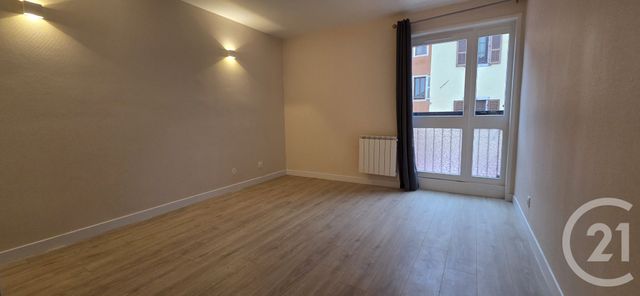 Appartement T4 &agrave; louer - 4 pi&egrave;ces - 86,36 m2 - Annecy - 74 - RHONE-ALPES