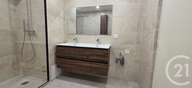 Appartement T4 &agrave; louer - 4 pi&egrave;ces - 86,36 m2 - Annecy - 74 - RHONE-ALPES