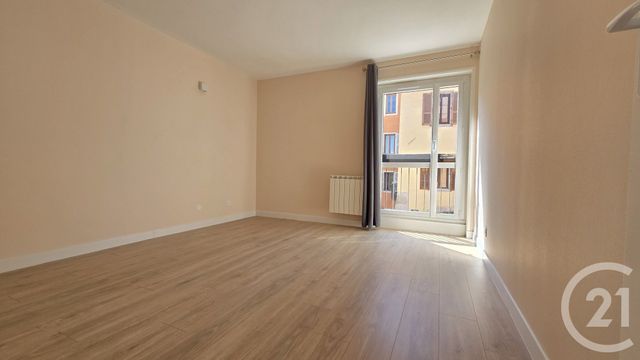 Appartement T4 &agrave; louer - 4 pi&egrave;ces - 86,36 m2 - Annecy - 74 - RHONE-ALPES