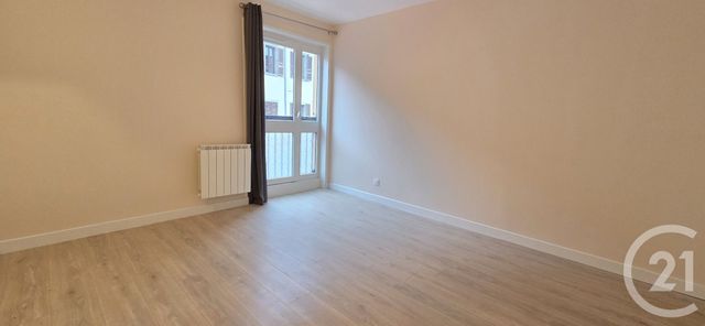 Appartement T4 &agrave; louer - 4 pi&egrave;ces - 86,36 m2 - Annecy - 74 - RHONE-ALPES