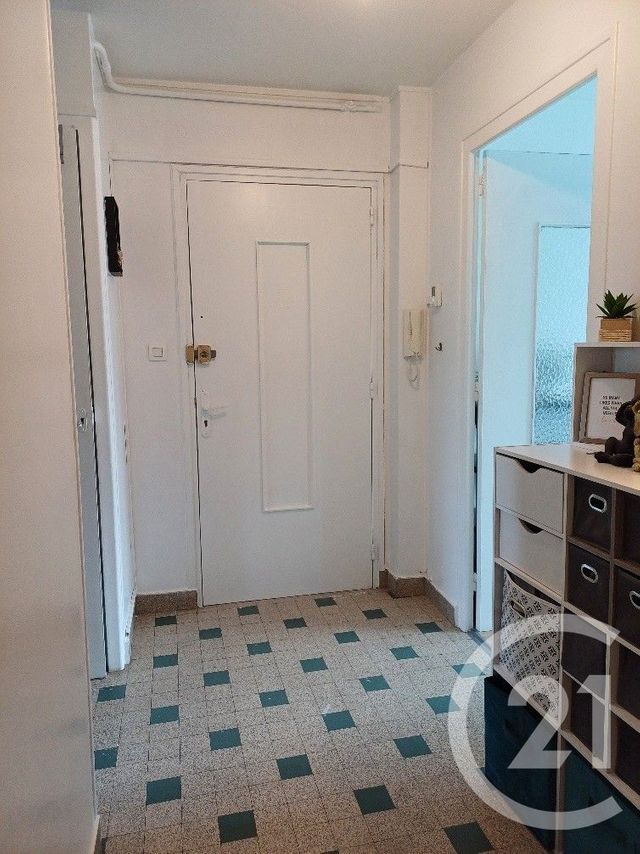 Appartement T3 &agrave; louer - 3 pi&egrave;ces - 53,63 m2 - Annecy - 74 - RHONE-ALPES