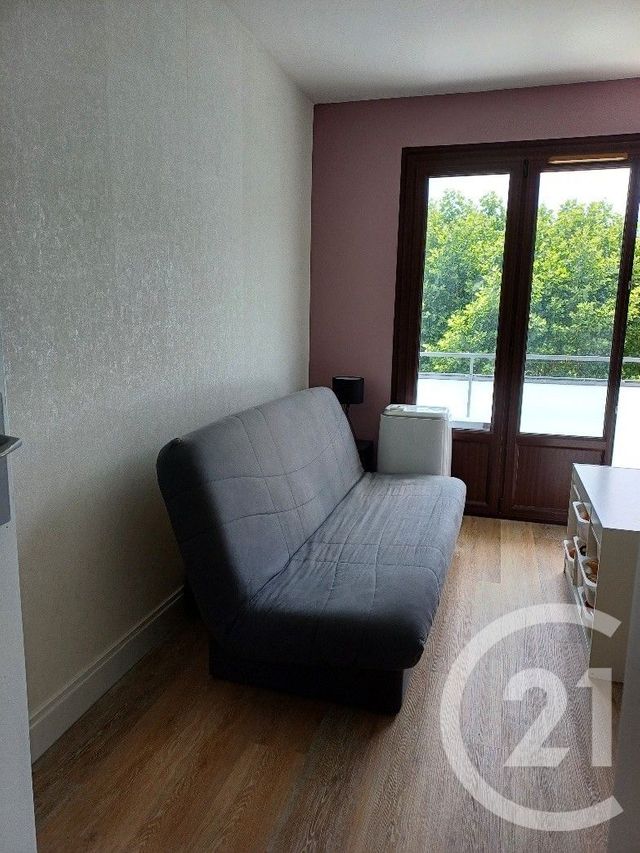 Appartement T3 &agrave; louer - 3 pi&egrave;ces - 53,63 m2 - Annecy - 74 - RHONE-ALPES