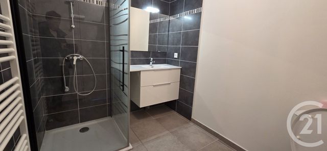 Appartement F2 &agrave; louer - 2 pi&egrave;ces - 45,83 m2 - La Balme De Sillingy - 74 - RHONE-ALPES