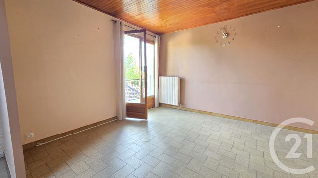 Appartement F3 &agrave; louer - 3 pi&egrave;ces - 82,68 m2 - Sillingy - 74 - RHONE-ALPES