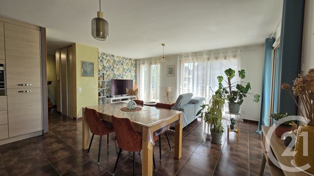 Appartement T3 &agrave; louer - 3 pi&egrave;ces - 81,14 m2 - Rumilly - 74 - RHONE-ALPES