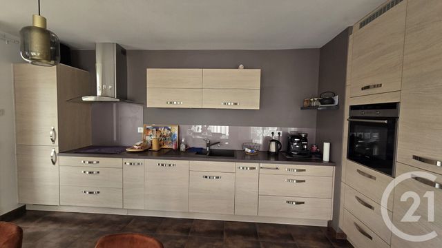 Appartement T3 &agrave; louer - 3 pi&egrave;ces - 81,14 m2 - Rumilly - 74 - RHONE-ALPES