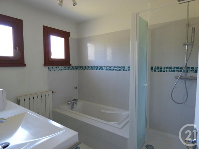 Maison &agrave; louer - 6 pi&egrave;ces - 139,58 m2 - Vallieres - 74 - RHONE-ALPES