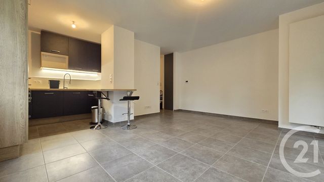 Appartement F3 &agrave; louer - 3 pi&egrave;ces - 61,12 m2 - Cran Gevrier - 74 - RHONE-ALPES