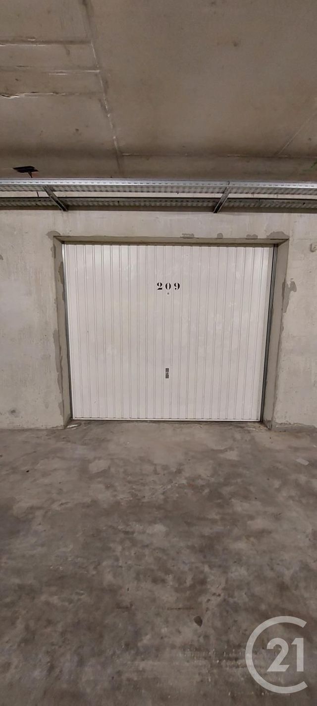 Parking &agrave; louer - 27 m2 - Cran Gevrier - 74 - RHONE-ALPES