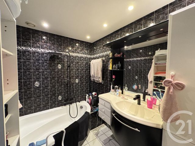 Appartement &agrave; vendre - 3 pi&egrave;ces - 83,95 m2 - Meythet - 74 - RHONE-ALPES