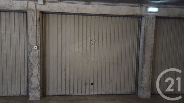parking - ANNECY - 74