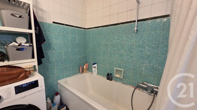 Appartement T3 &agrave; louer - 3 pi&egrave;ces - 81,91 m2 - Annecy - 74 - RHONE-ALPES