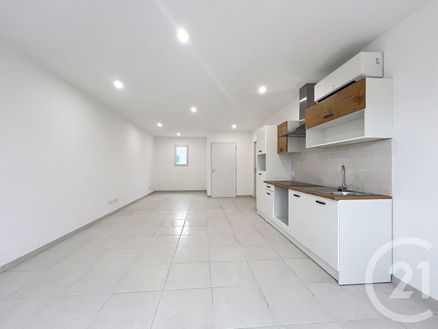 Appartement Studio &agrave; louer - 1 pi&egrave;ce - 41,20 m2 - Villeneuve Sur Lot - 47 - AQUITAINE