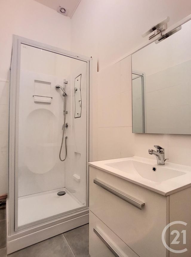 Appartement T3 à vendre - 3 pièces - 100 m2 - Villeneuve Sur Lot - 47 - AQUITAINE