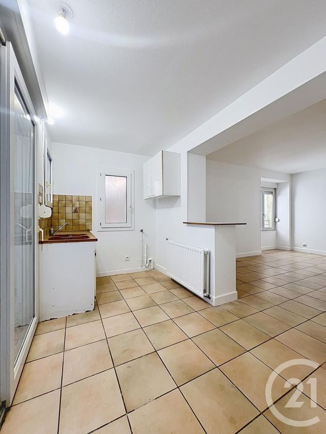 Appartement T2 à vendre - 2 pièces - 44,04 m2 - Villeneuve Sur Lot - 47 - AQUITAINE