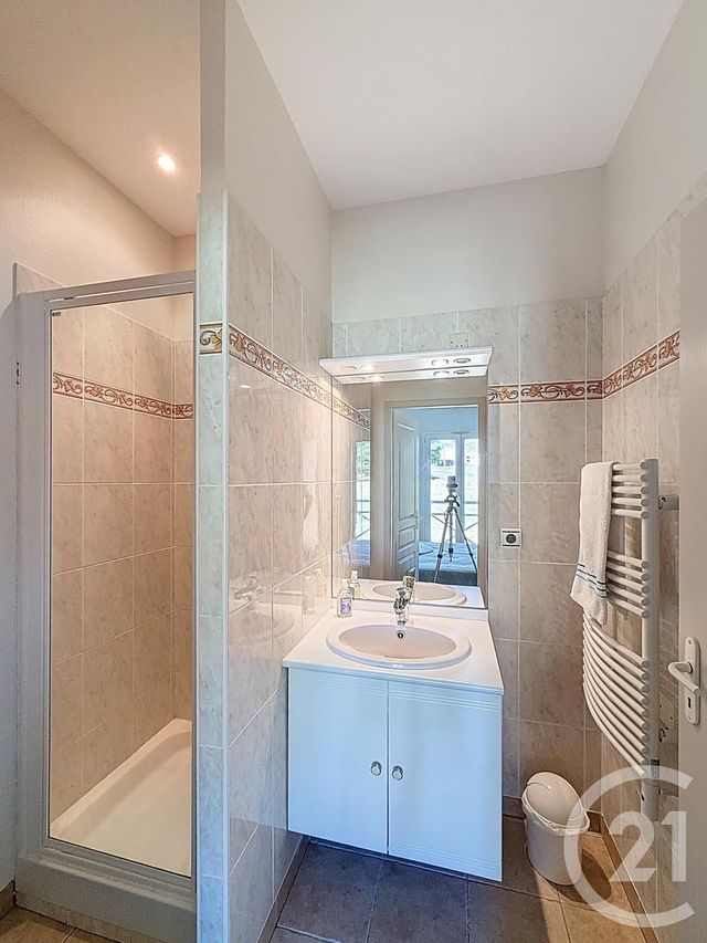 Appartement F3 à vendre - 5 pièces - 90 m2 - Castelnaud De Gratecambe - 47 - AQUITAINE