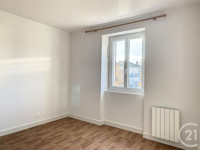 Appartement à louer - 3 pièces - 79,63 m2 - Ste Livrade Sur Lot - 47 - AQUITAINE