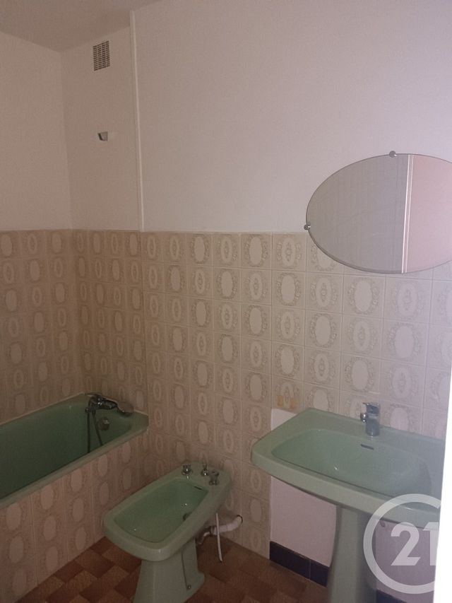 Appartement T3 à vendre - 2 pièces - 61 m2 - Villeneuve Sur Lot - 47 - AQUITAINE