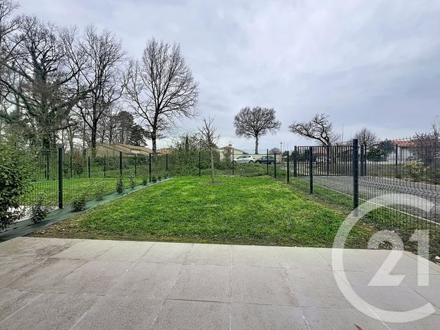 Maison &agrave; louer - 2 pi&egrave;ces - 56,32 m2 - Villeneuve Sur Lot - 47 - AQUITAINE