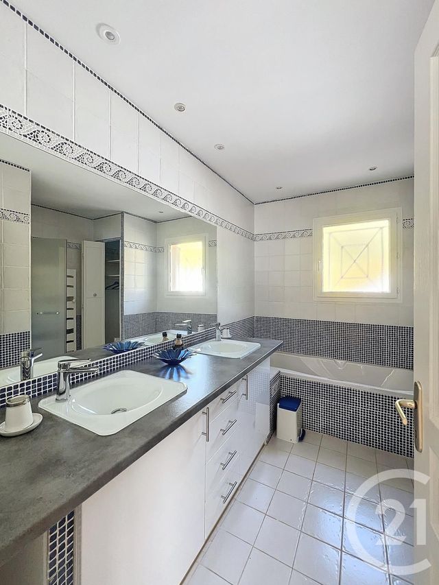 Maison à vendre - 7 pièces - 151 m2 - Villeneuve Sur Lot - 47 - AQUITAINE